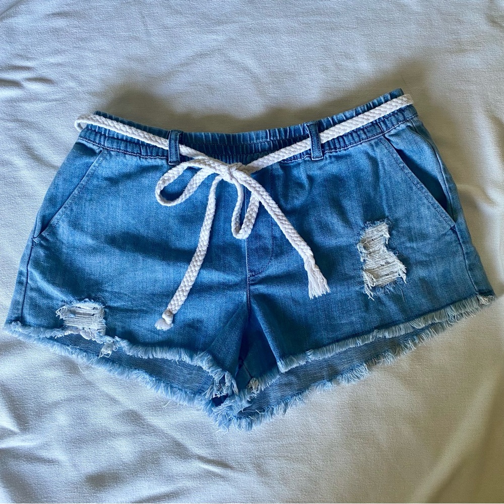 Aerie stretchy distressed denim shorts medium
